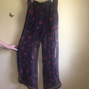 ✨Host Pick✨ Sacai floral/butterfly Palazzo pants